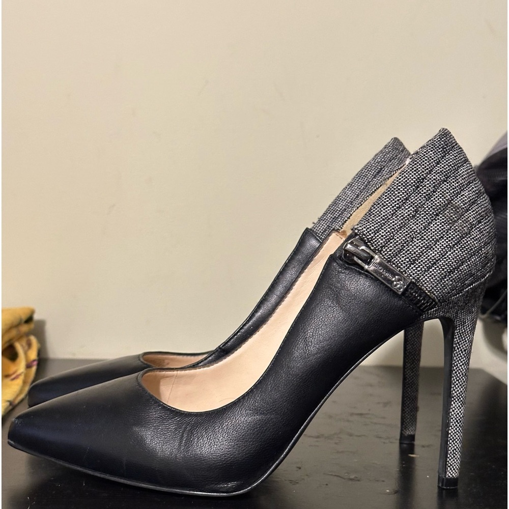 Jessica Simpson pumps, size 7/5.